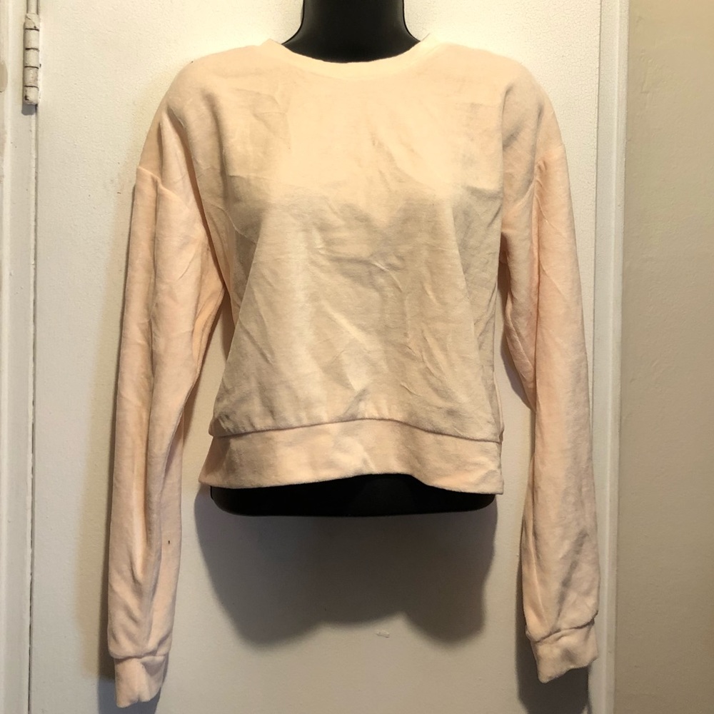 🌸 Velvet Crop Sweater 🌸